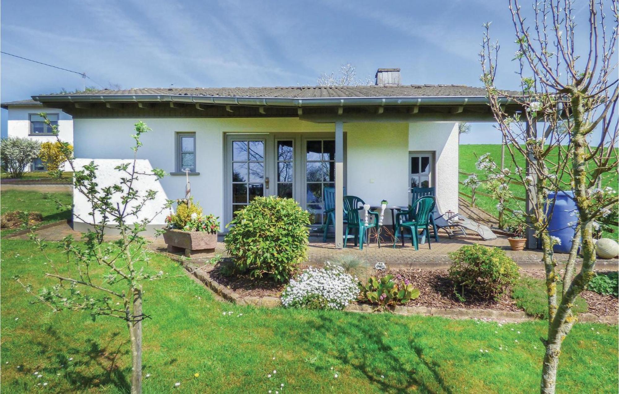 Amazing Home In Koerperich-Obersgegen With Sauna Buitenkant foto